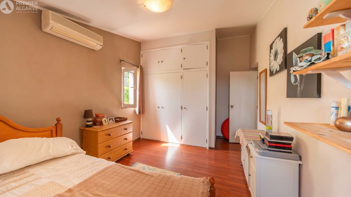 Image No.18-3 Bed Villa for sale