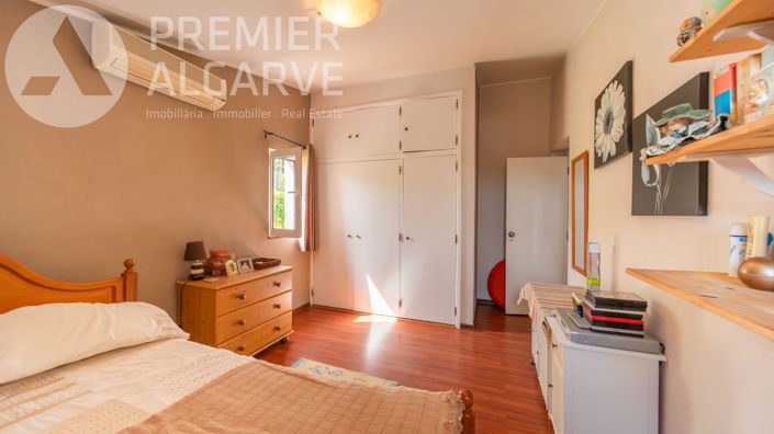 Image No.18-3 Bed Villa for sale