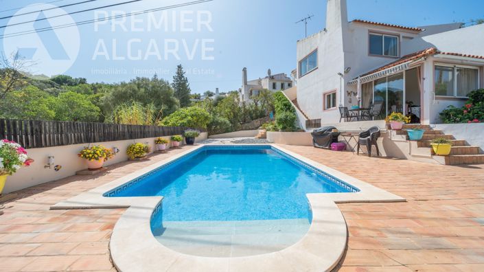 Image No.2-3 Bed Villa for sale