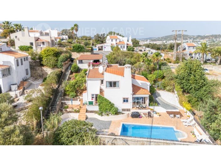 Image No.21-4 Bed House for sale