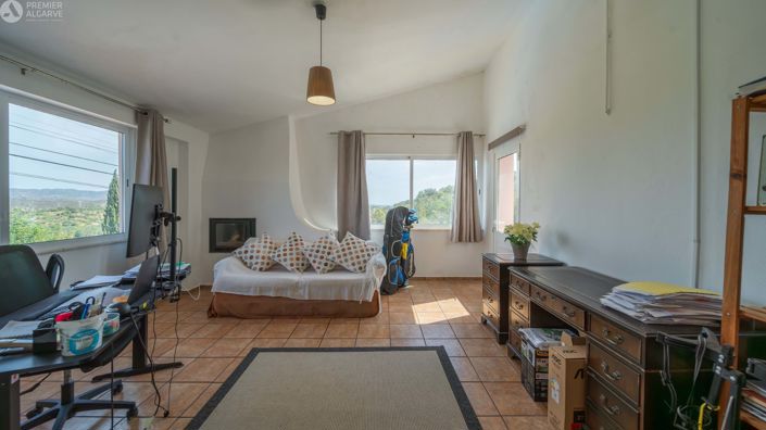 Image No.6-3 Bed Villa for sale