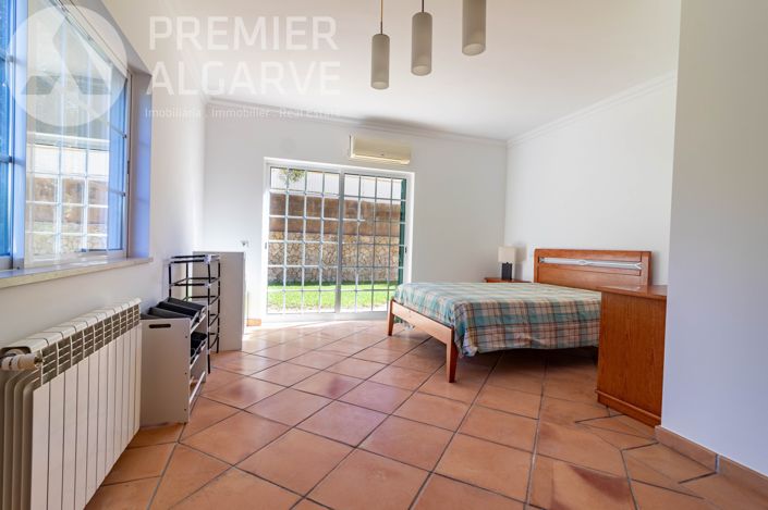Image No.11-4 Bed Villa for sale