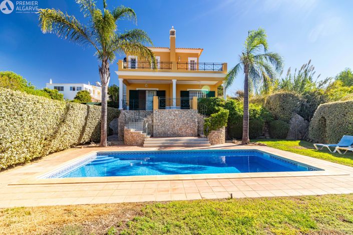 Image No.2-4 Bed Villa for sale
