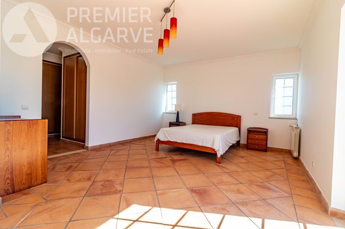 Image No.27-4 Bed Villa for sale