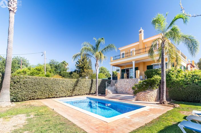 Image No.3-4 Bed Villa for sale