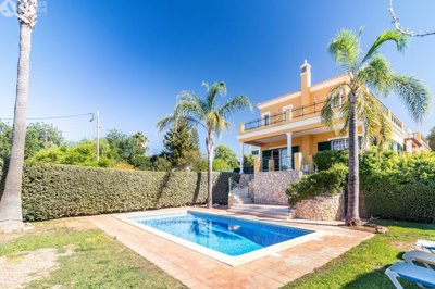 5149-796406-c2e250115628d659689fdffb1b477b128