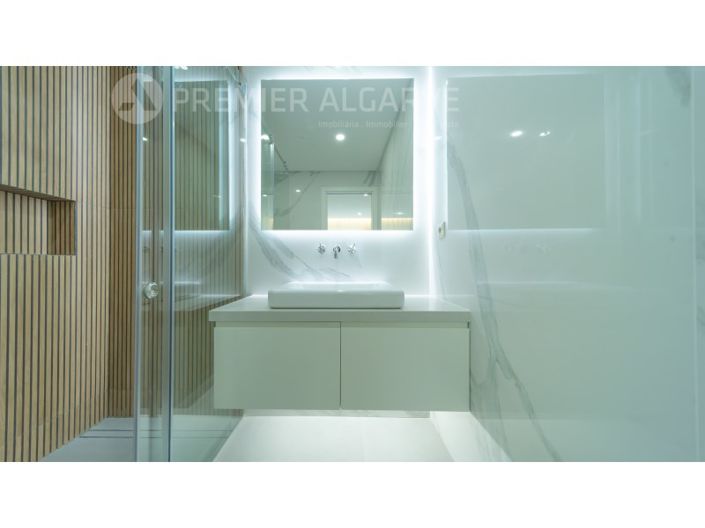 Image No.22-2 Bed Apartment for sale