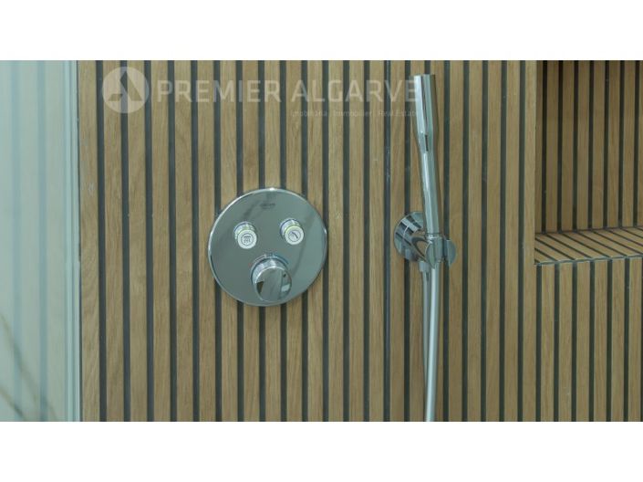 Image No.24-2 Bed Apartment for sale