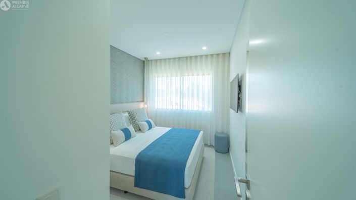 Image No.24-2 Bed Apartment for sale