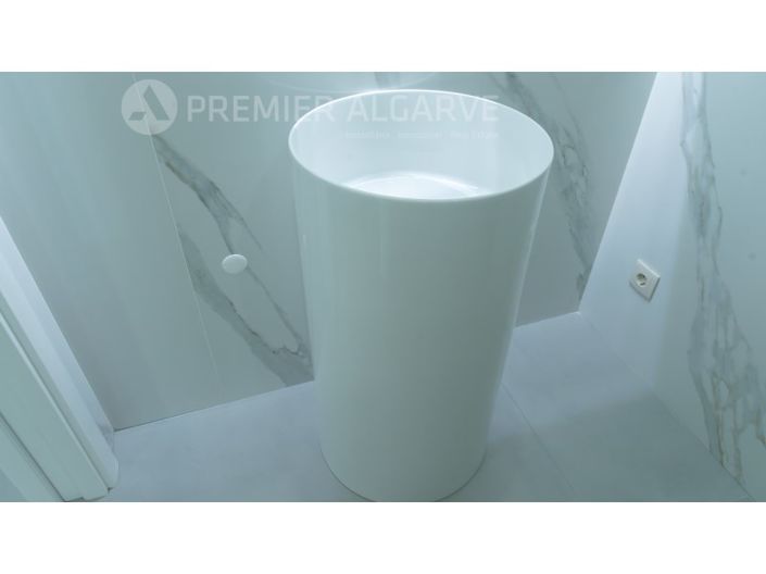 Image No.29-2 Bed Apartment for sale