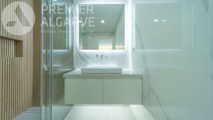 Image No.22-2 Bed Apartment for sale