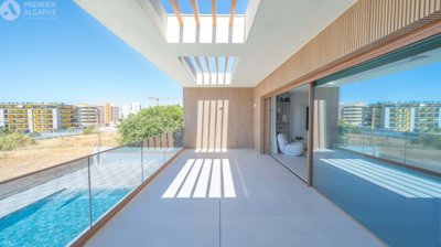 5149-796401-8e72a618765bd8dbf5502e3674808f79b