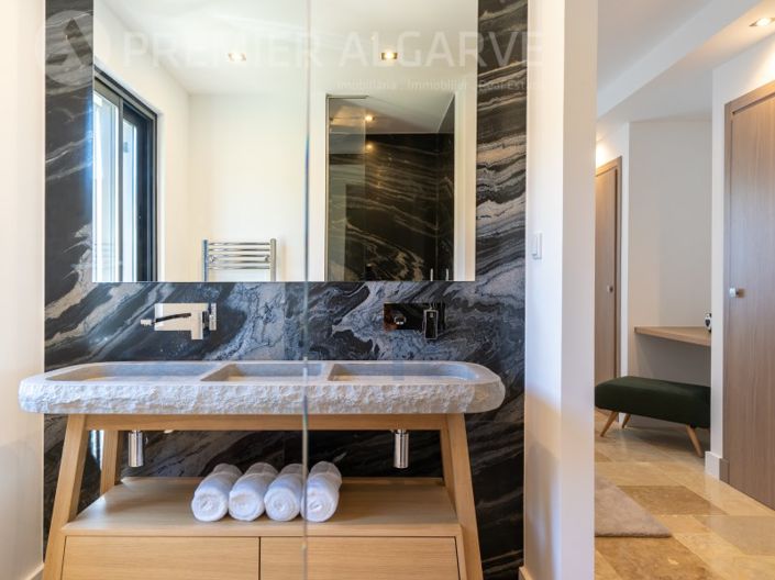 Image No.19-Maison de 4 chambres à vendre à Faro City