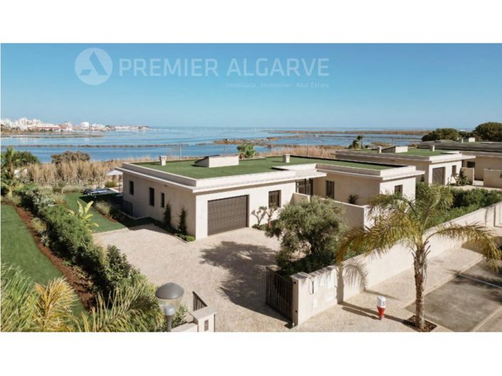 Image No.4-4 Bed House for sale