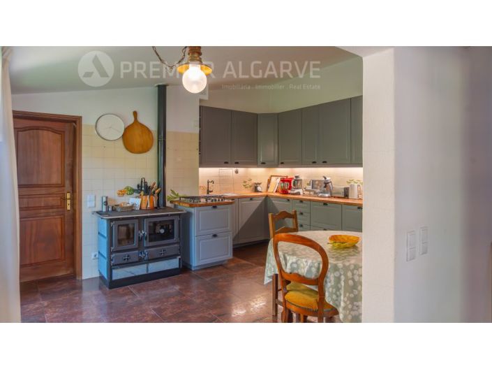 Image No.14-5 Bed House for sale