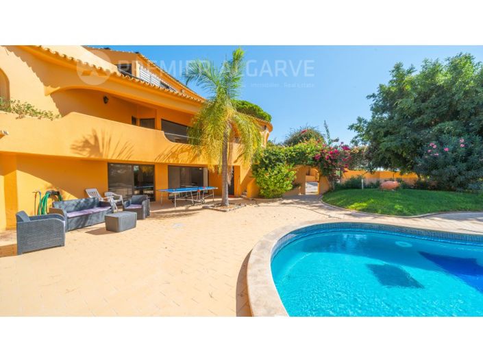 Image No.2-5 Bed House for sale