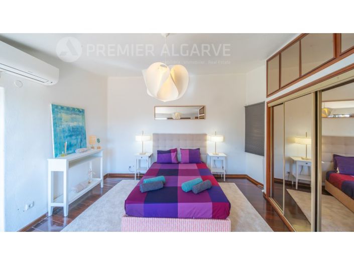 Image No.22-5 Bed House for sale