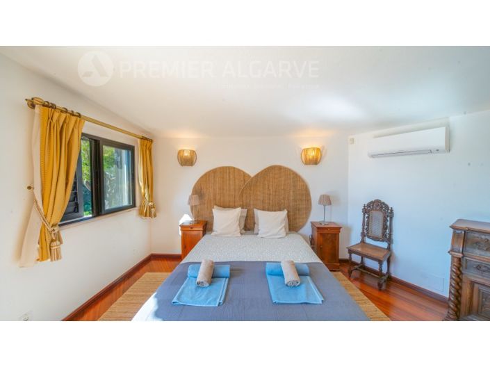 Image No.25-5 Bed House for sale