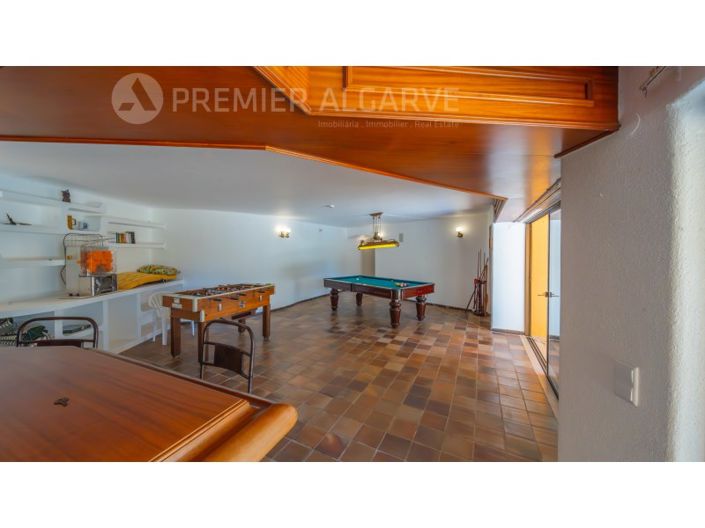 Image No.44-5 Bed House for sale