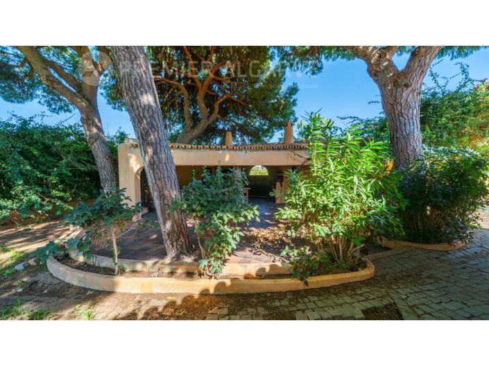 Image No.49-5 Bed House for sale