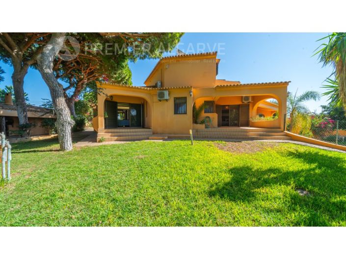 Image No.5-5 Bed House for sale