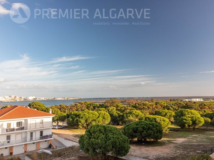 Image No.23-3 Bed Apartment for sale