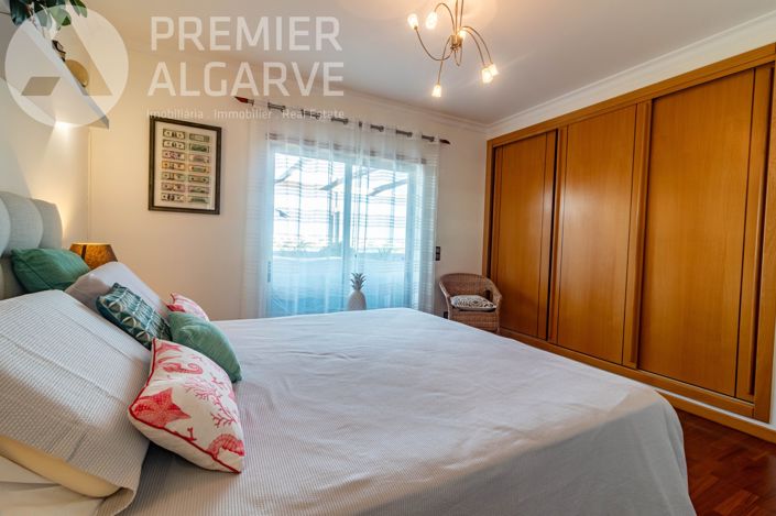 Image No.33-Appartement de 3 chambres à vendre à Montenegro