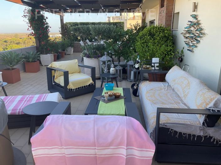 Image No.35-3 Bed Apartment for sale