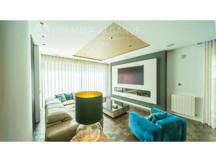 Image No.31-4 Bed House for sale