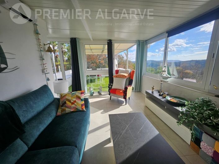 Image No.8-1 Bed House for sale