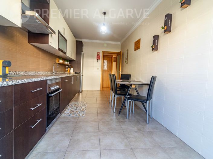 Image No.10-2 Bed Apartment for sale