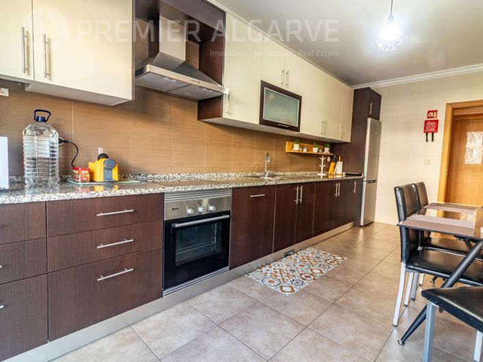 Image No.11-2 Bed Apartment for sale