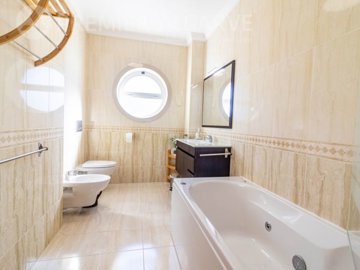 idf4d5b601-0000-0500-0000-000017b5d68c