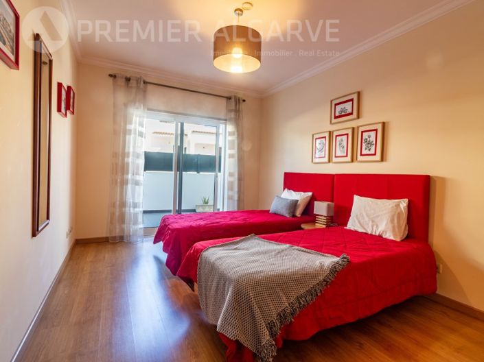 Image No.16-2 Bed Apartment for sale