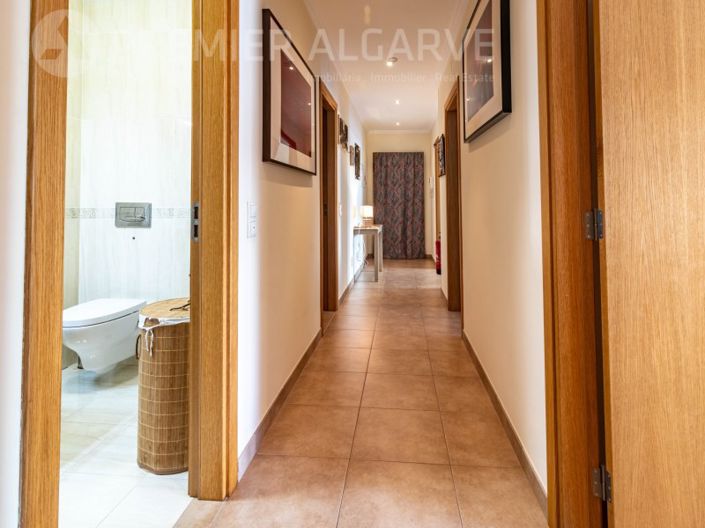 Image No.19-2 Bed Apartment for sale