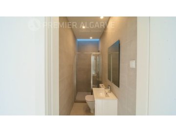 id3f99a801-0000-0500-0000-000017bb26f0