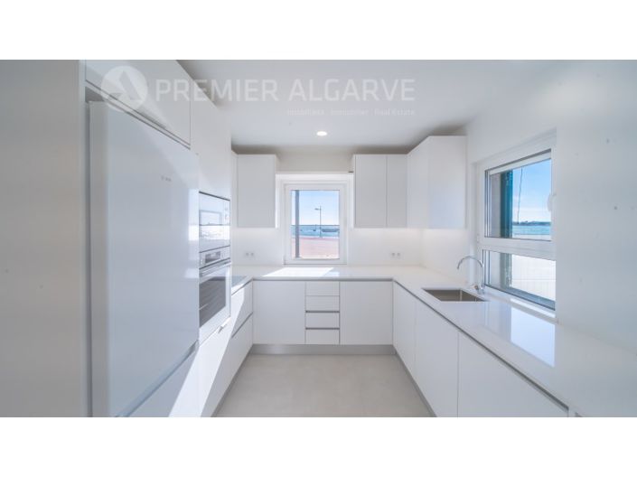 Image No.7-2 Bed House for sale