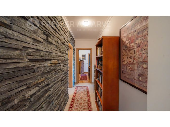 Image No.23-2 Bed Apartment for sale