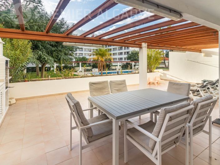 Image No.20-2 Bed Apartment for sale