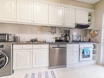 id4f39bc01-0000-0500-0000-0000182da554