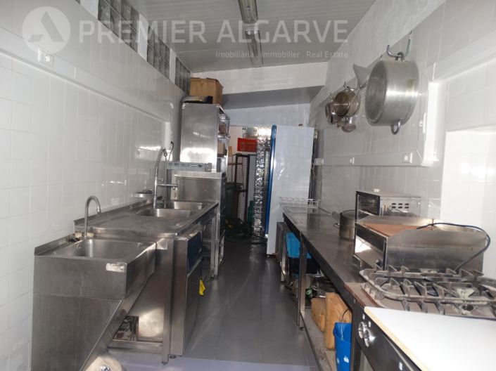 Image No.10-3 Bed House for sale