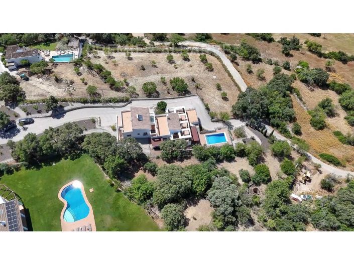 Image No.3-3 Bed House for sale