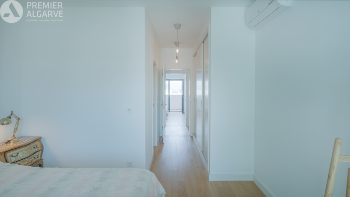 Image No.19-3 Bed Apartment for sale