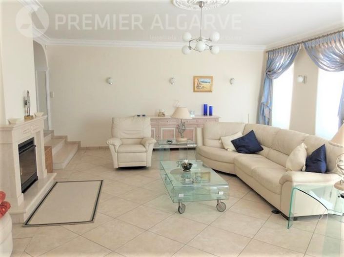 Image No.6-Maison de 4 chambres à vendre à Faro City