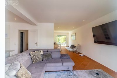 5149-796459-8e72a618765bd8dbf5502e3674808f79b