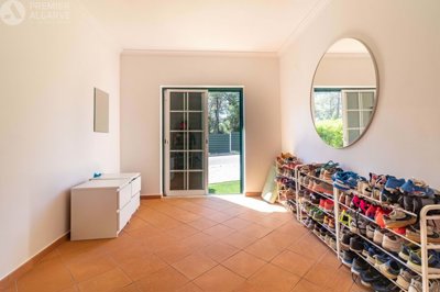 5149-796459-8e72a618765bd8dbf5502e3674808f79b