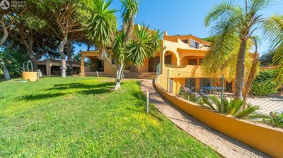 5149-796419-f6f6199dbe89f3428624eb15915102135