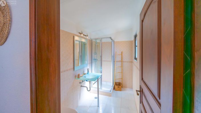 Image No.24-Villa de 5 chambres à vendre à Pechão