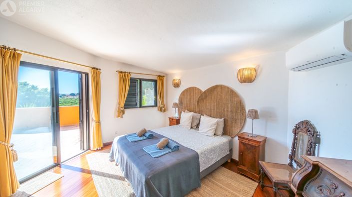 Image No.34-5 Bed Villa for sale