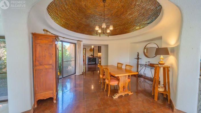 Image No.41-5 Bed Villa for sale